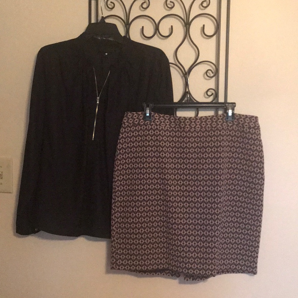 WORTHINGTON BLOUSE & SKIRT SET
